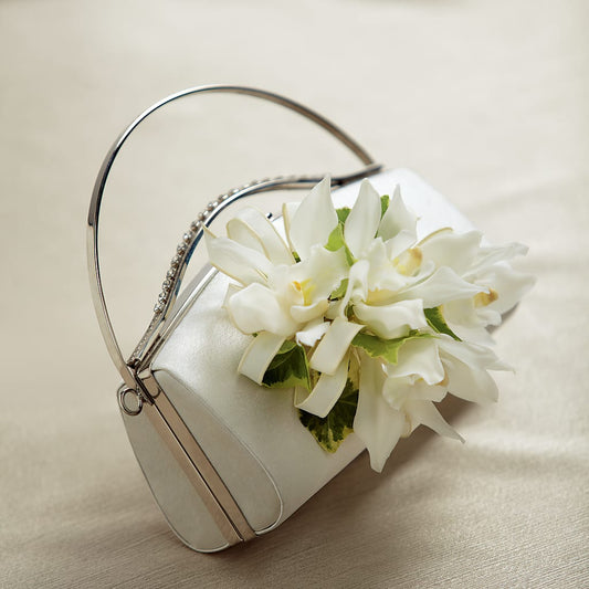 White Purse Decor – BELLE FLEURS & DESSINS, Lexington KY