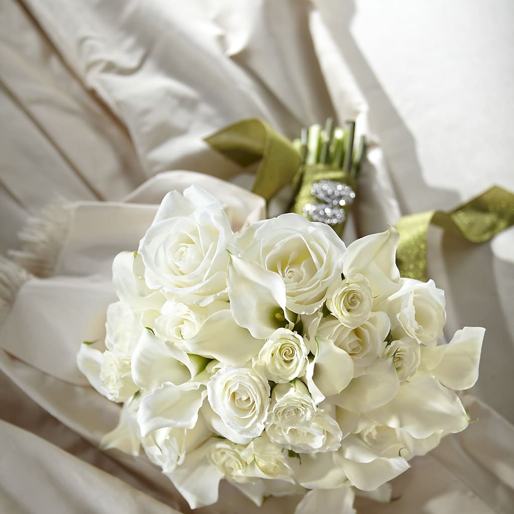 Serene Highness Bouquet – BELLE FLEURS & DESSINS, Lexington KY