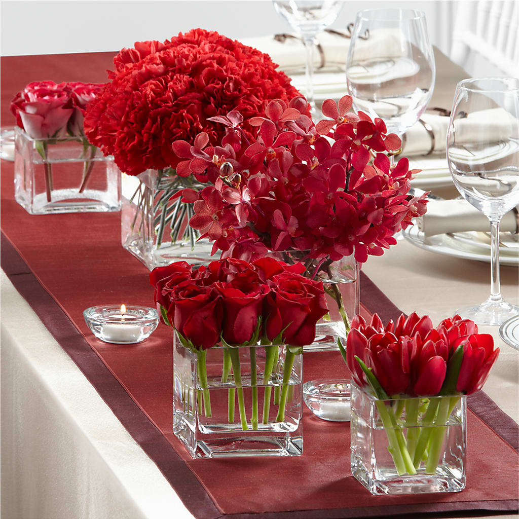 Modern Grace Centerpiece – BELLE FLEURS & DESSINS, Lexington KY